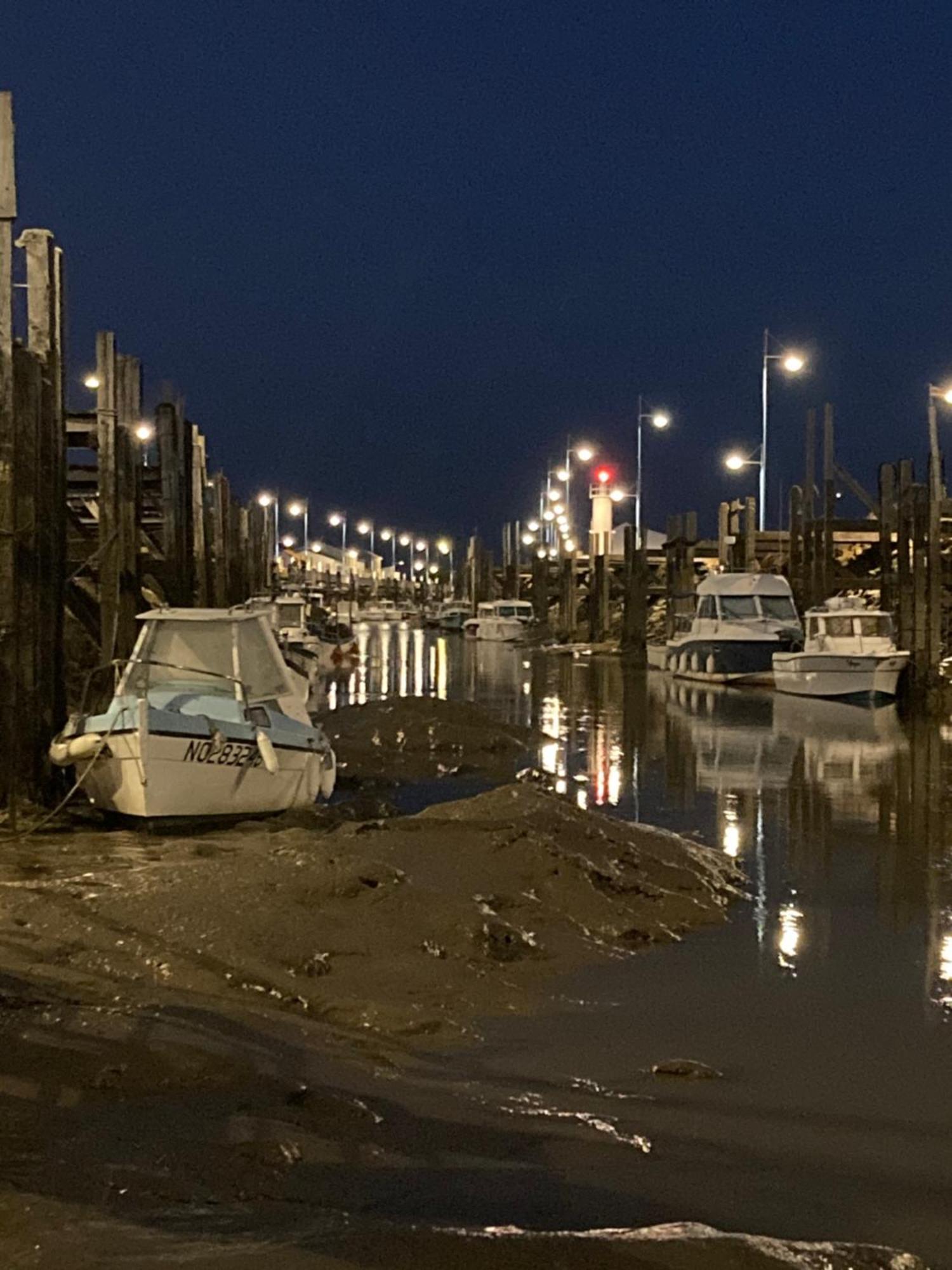 Les Pensions Du Joslin Bouin  Eksteriør bilde
