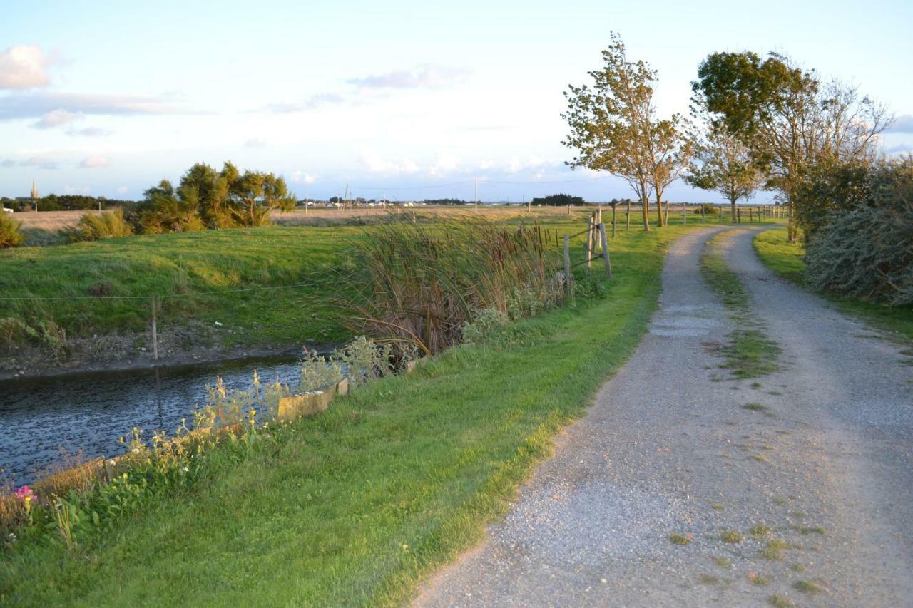 Les Pensions Du Joslin Bouin  Eksteriør bilde